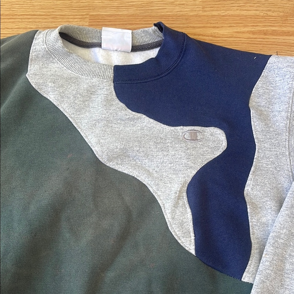 VTG Champion Reworked Sweater - Picture 2 of 5